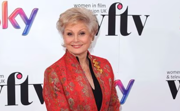 Angela Rippon