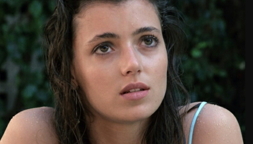 Mia Sara